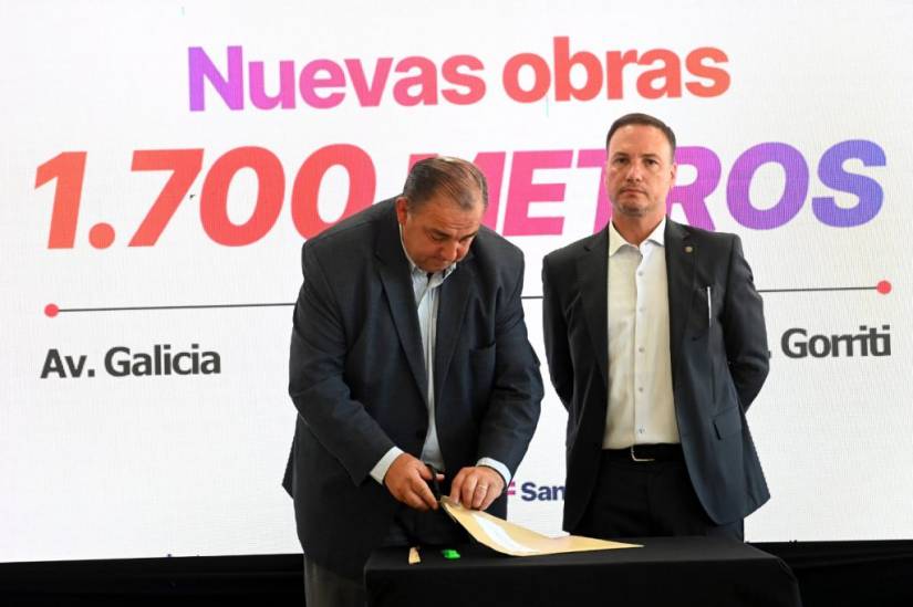 Poletti participó de la apertura de sobres de la licitación por la obra de la Avenida Aristóbulo del Valle